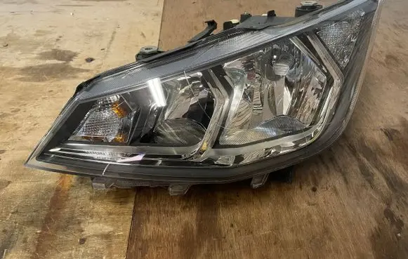 Seat Ibiza V (KJ) Headlight/headlamp 6F1941005D