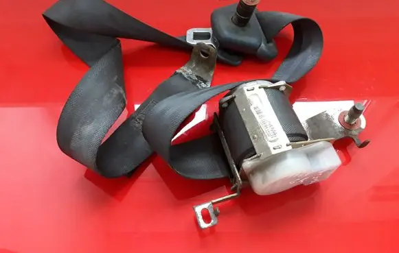 Hyundai Trajet Rear seatbelt 898503A000 898603A000