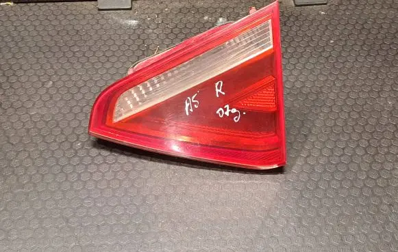 Audi A5 8T 8F Tailgate rear/tail lights 8T0945094