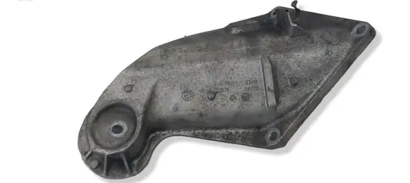 BMW X5 E53 Engine mounting bracket 6761565