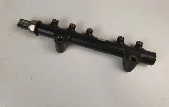 Peugeot 508 Fuel main line pipe 9664111780 9684753080