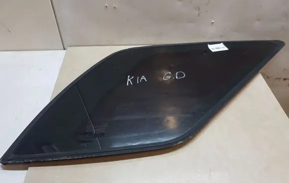 KIA Sorento Rear side window