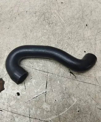 BMW 5 E60 E61 Breather/breather pipe/hose 13717786034
