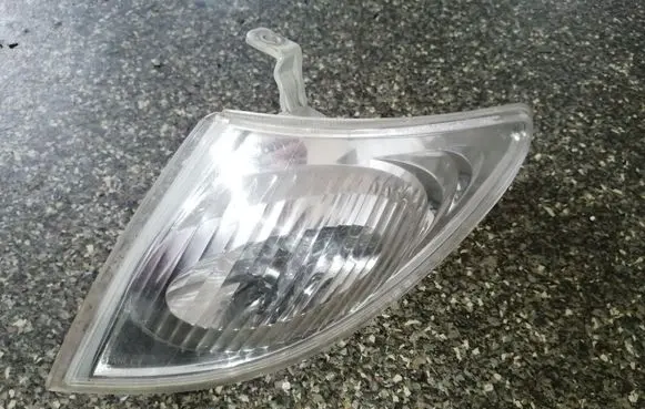 Mazda Premacy Front indicator light
