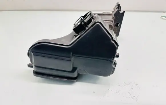 Citroen C5 Aircross Intake resonator 9830363480 0783