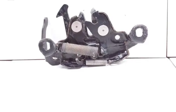 Nissan Versa Engine bonnet/hood lock/catch