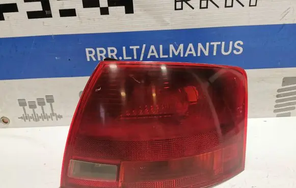 Audi A4 S4 B7 8E 8H Rear/tail lights 8E9945096C