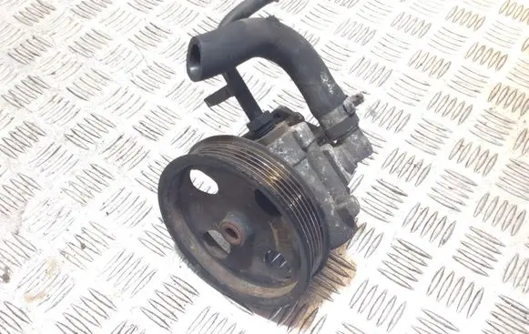 Opel Insignia A Power steering pump 32746698