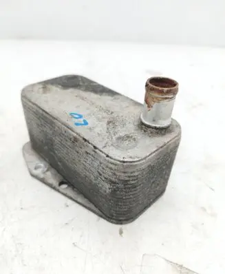 Engine oil radiator
