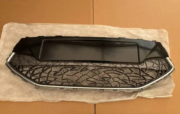 Hyundai ix20 Front bumper upper radiator grill 865611K000