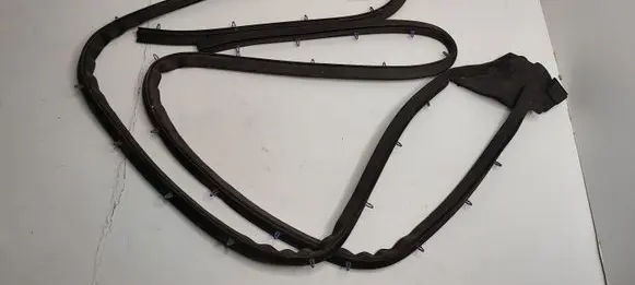 Chevrolet Corvette C8 Rubber seal front door (on door) 84688858