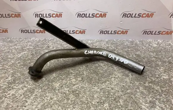 Jeep Grand Cherokee (WK) EGR valve line/pipe/hose