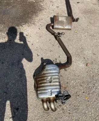 Muffler/silencer