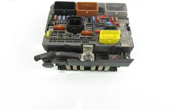 Peugeot 308 BSM Control unit 9664706280