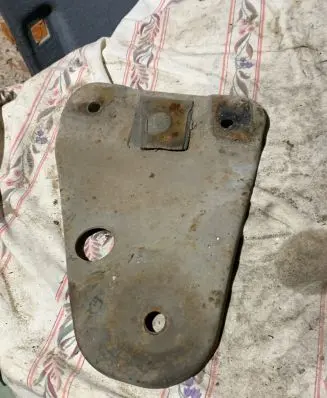 Hyundai Sonata Engine mounting bracket
