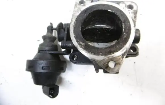 Alfa Romeo 147 Electric throttle body valve 46823851