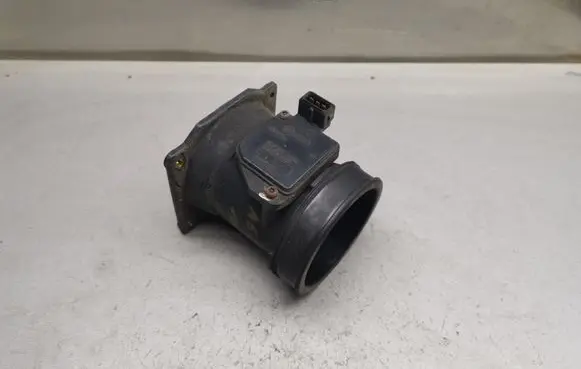 Audi A6 S6 C5 4B Mass air flow meter 078133471C