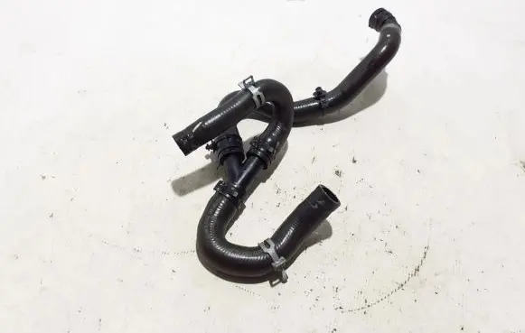 Volvo XC40 Engine coolant pipe/hose 32138266