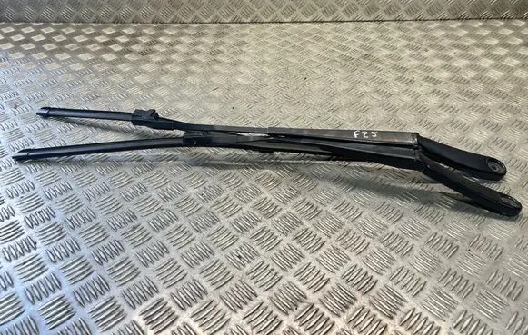 BMW X3 F25 Headlight wiper blade set 7213271 7213272