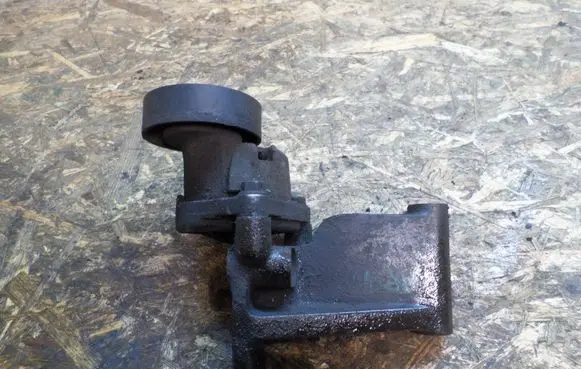 KIA Carnival Timing belt/chain tensioner