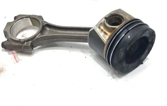 Volkswagen Golf VII Piston with connecting rod 03LA