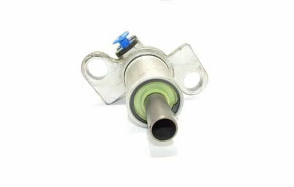 Volkswagen Golf V Master brake cylinder
