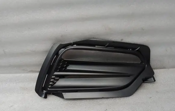 Volvo S60 Front bumper lower grill 31383155