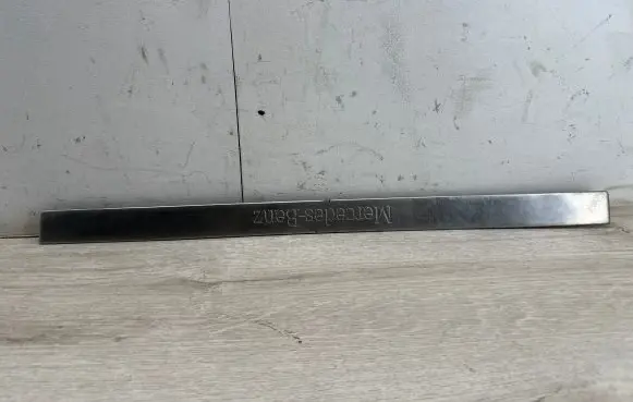 Mercedes-Benz ML W163 Front sill trim cover A1636860720