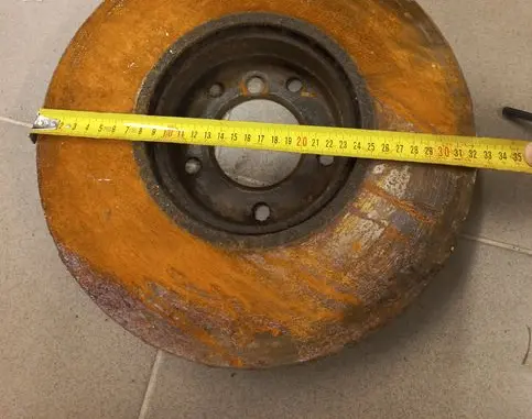 BMW 5 E39 Front brake disc