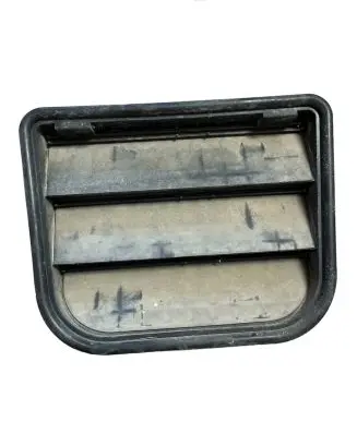 Volvo S80 Quarter panel pressure vent 