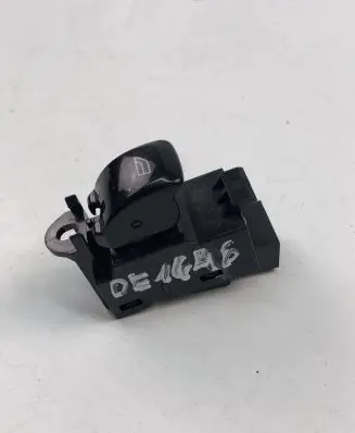 Volvo XC90 Electric window control switch 31376458