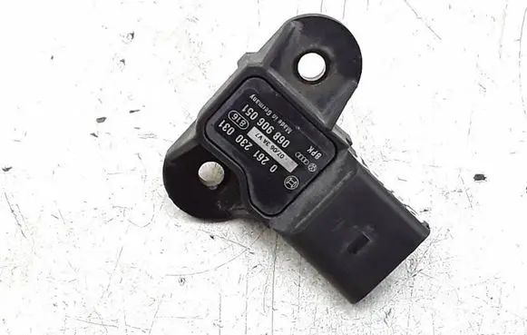 Volkswagen PASSAT B6 Air pressure sensor 06B906051 0261230031