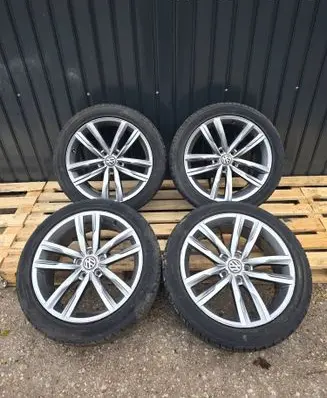 Volkswagen PASSAT B8 R18 alloy rim 3G0601025K