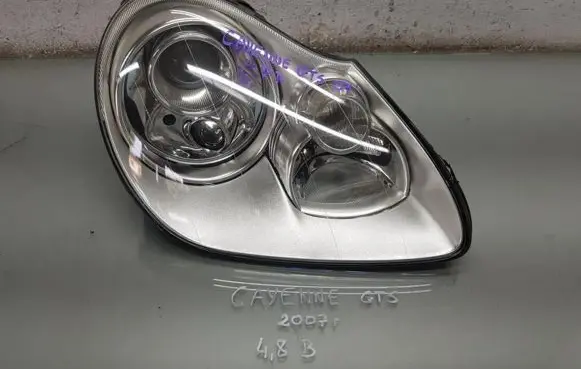 Porsche Cayenne (9PA) Headlight/headlamp 7L5941006K