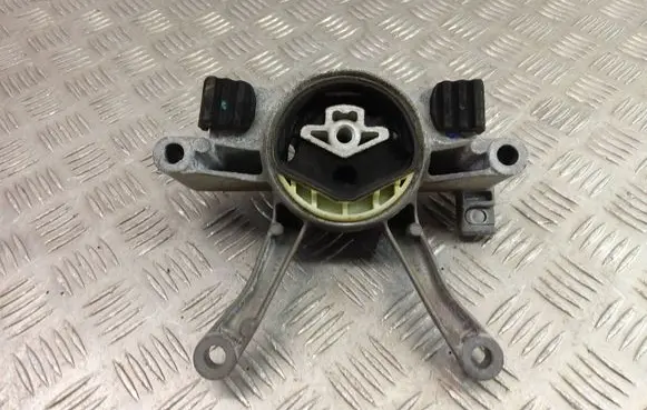 BMW X3 G01 Gearbox mount 6861567