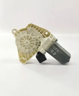 Mercedes-Benz E A207 Front door window regulator motor A2078200442