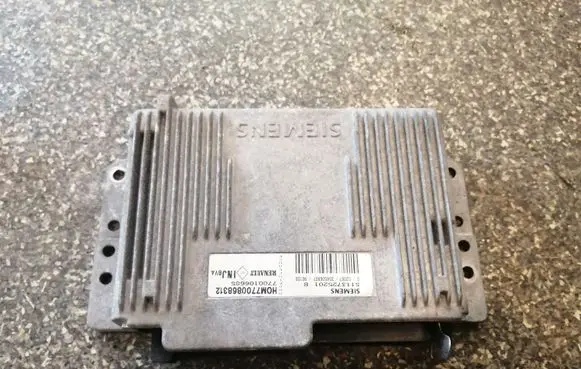 Renault Megane I Engine control unit/module 7700106685 S113725201B