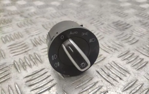 Volkswagen PASSAT B7 Light switch 3C8941431A