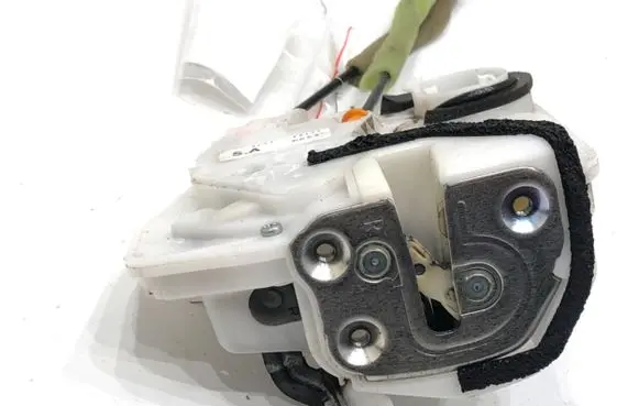 Mazda CX-5 Front door lock