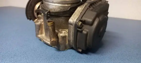 Audi A4 S4 B6 8E 8H Throttle valve 408237111002