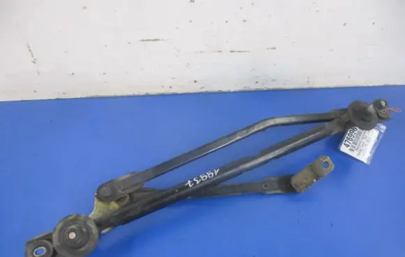 Hyundai Tucson JM Front wiper linkage and motor