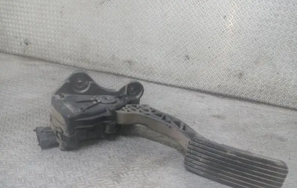 KIA Ceed Accelerator throttle pedal 32700XXXXX