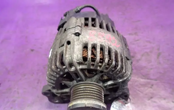 Skoda Roomster (5J) Generator/alternator 03F903023E