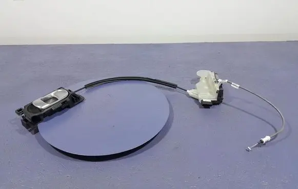 Citroen C3 Aircross Front door lock 16943658