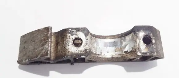 Audi Q7 4L Sway bar bush bracket, front 7l0411063b
