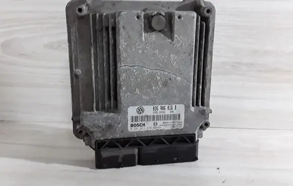 Volkswagen Golf V Engine control unit/module 0281011478 03G906016B