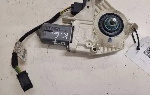 Audi A6 S6 C6 4F Rear door window regulator motor 4F0959801F 1101997001300
