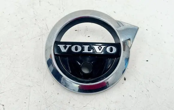 Volvo S90, V90 Manufacturer badge logo/emblem 31383855 31383923 31383645