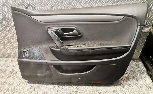 Volkswagen PASSAT CC Front door card panel trim