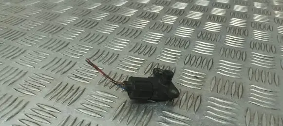 Opel Zafira A Air pressure sensor 24426679 2892
